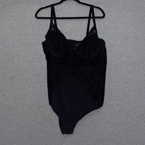 Torrid Curve Tara Lynn Bodysuit with Lace Design Size 3 NWOT